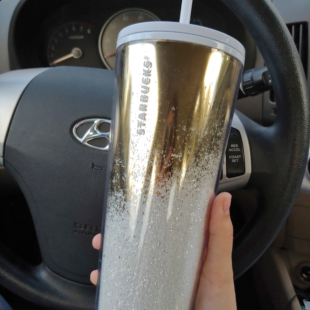 NWT Starbucks Christmas 2019 Tumbler